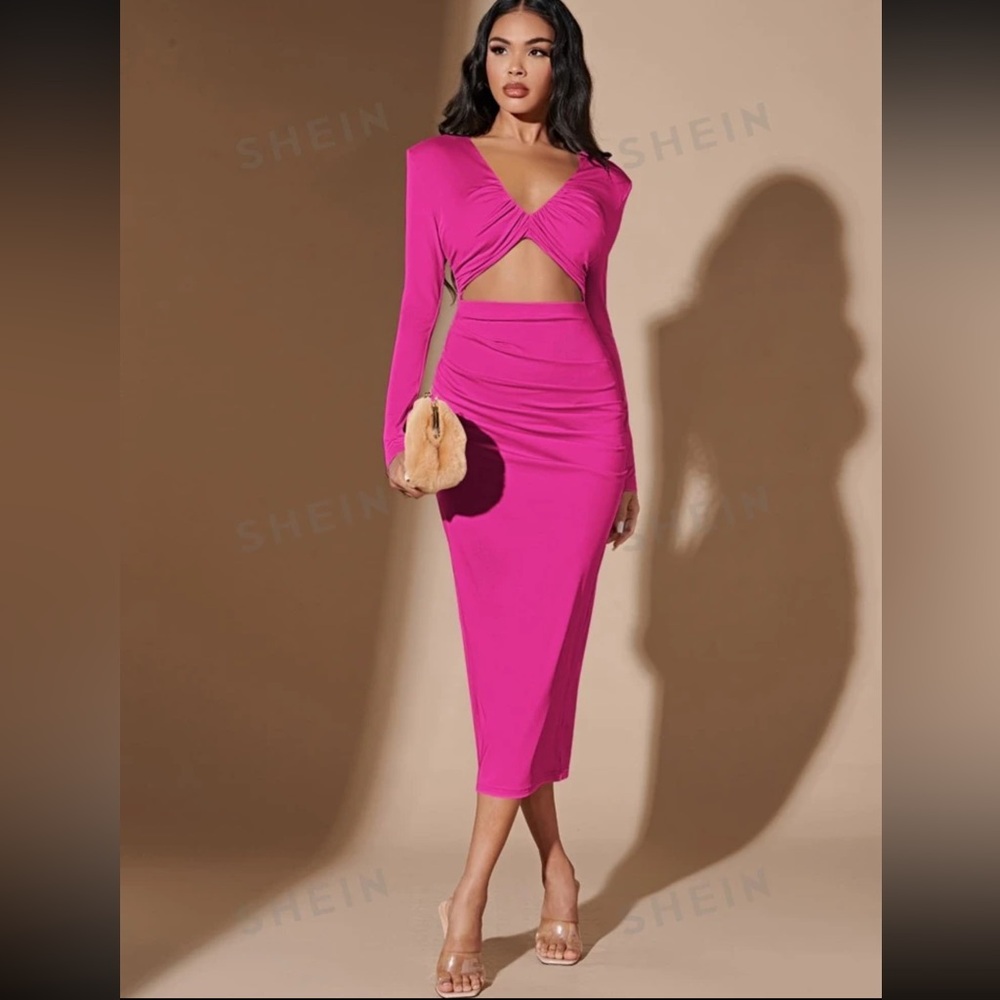🩷 SHEIN BAE • Cut Out Front Ruched Bodycon Dress Hot Pink size L (8/10)